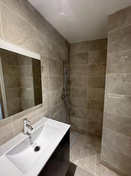 Apartment Appartement Entier Full Equipe Charleroi